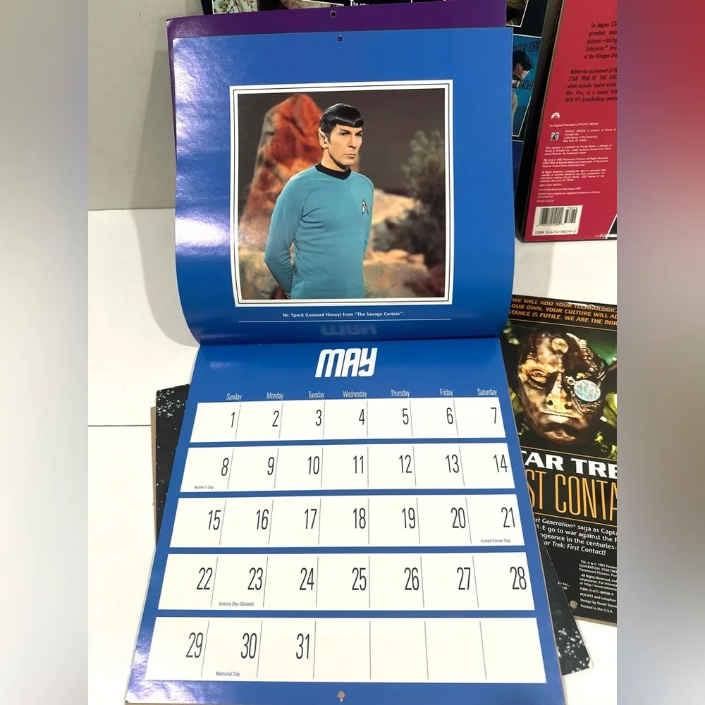 Lot of 5 Vintage Star Trek Original 90s Series Calendars- 90, 92, 93, 94, 98
